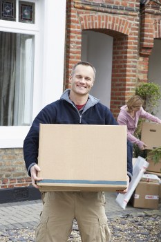 Moving team handling apartment removals in Canary Wharf