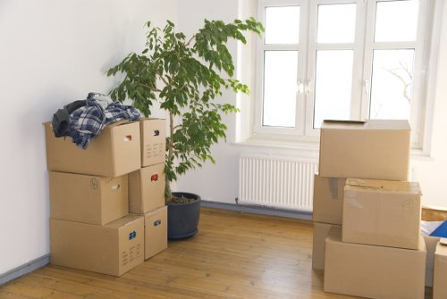 Furniture delivery and loading support in Canary Wharf